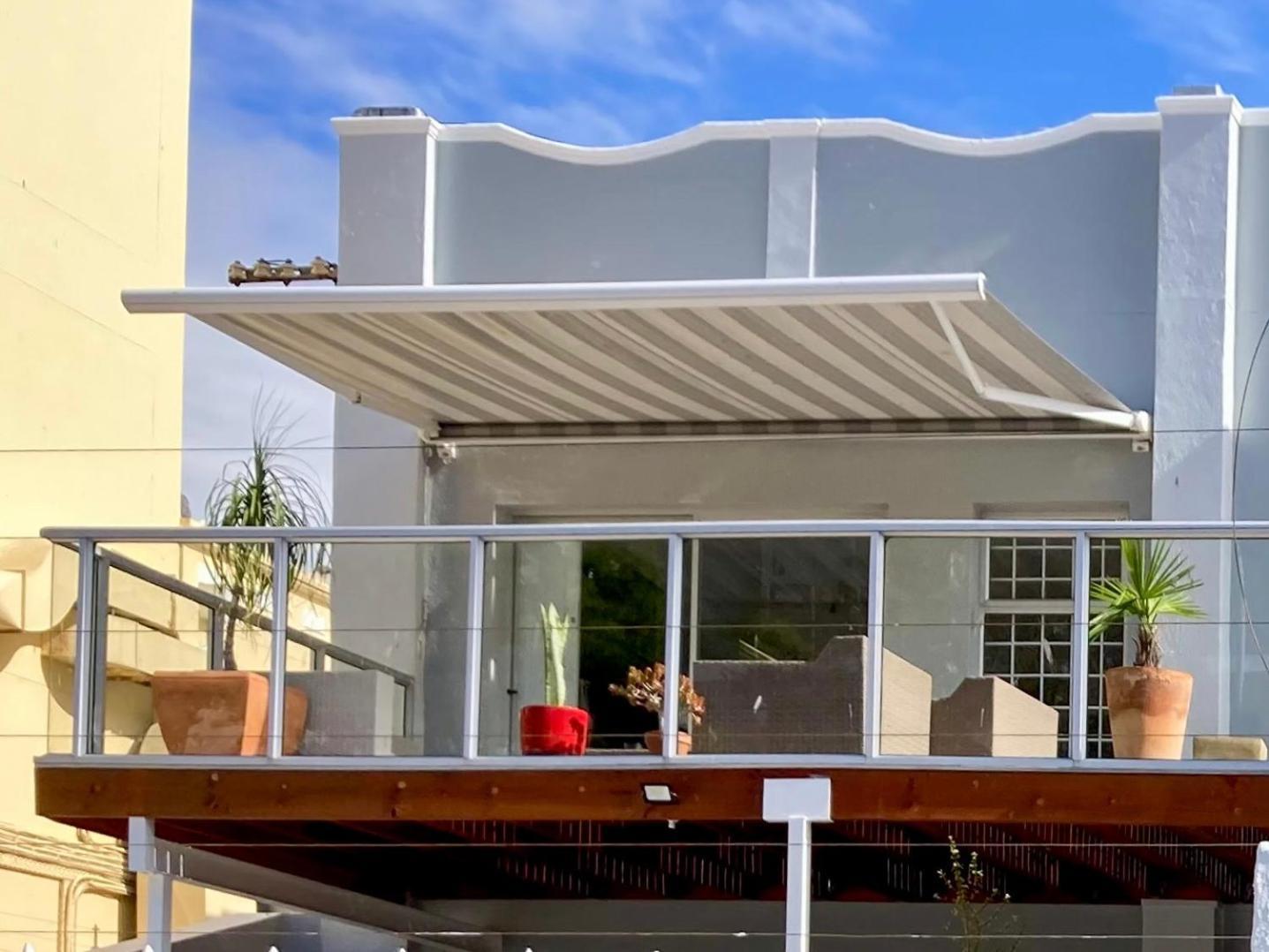 Family-sized Gem Near Cape Town